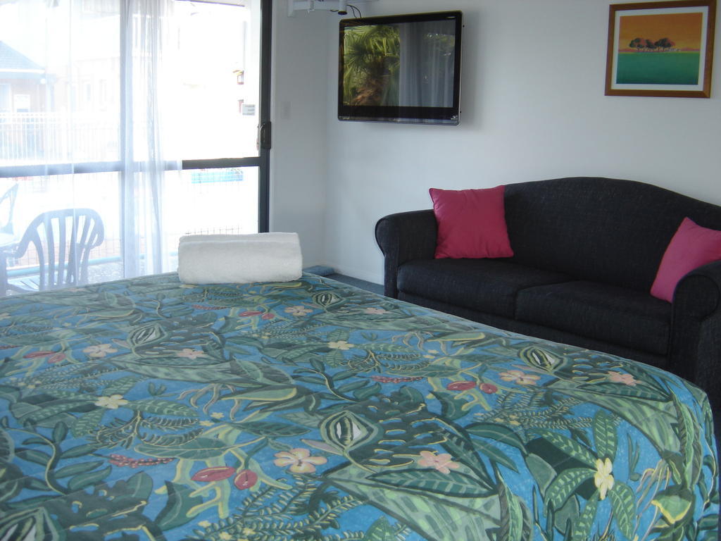 Mana-Nui Motel Whitianga Buitenkant foto